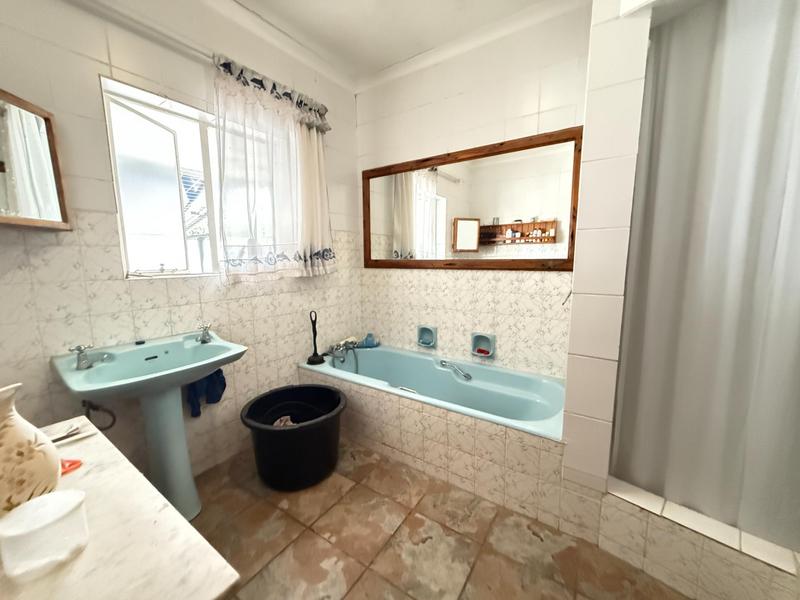 3 Bedroom Property for Sale in Bergzicht Western Cape